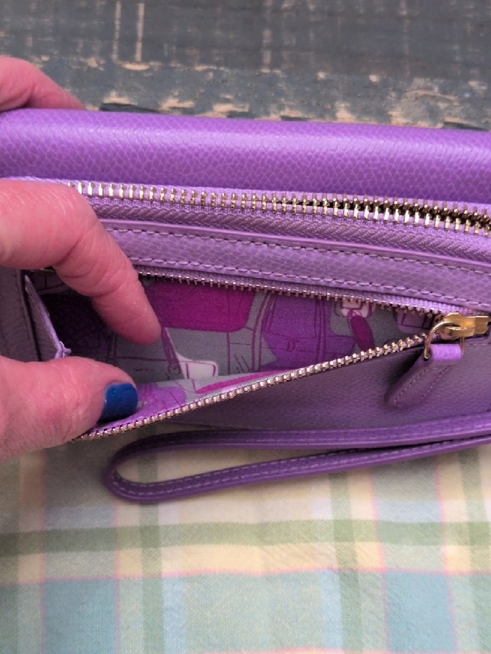 Vera Bradley Purple Lavender Faux Leather Wristlet Wallet - Picture 7 of 11